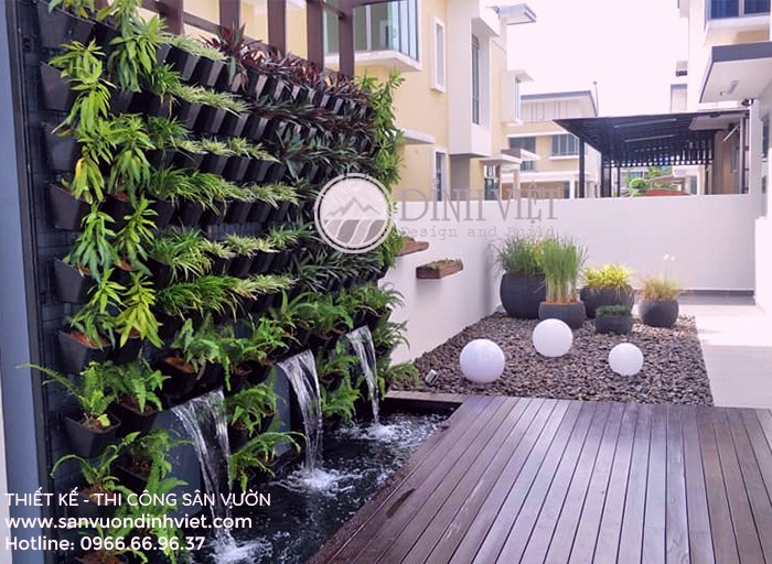 Tiểu cảnh cho tường rào nhà đẹp Tiểu cảnh cho tường rào nhà đẹp